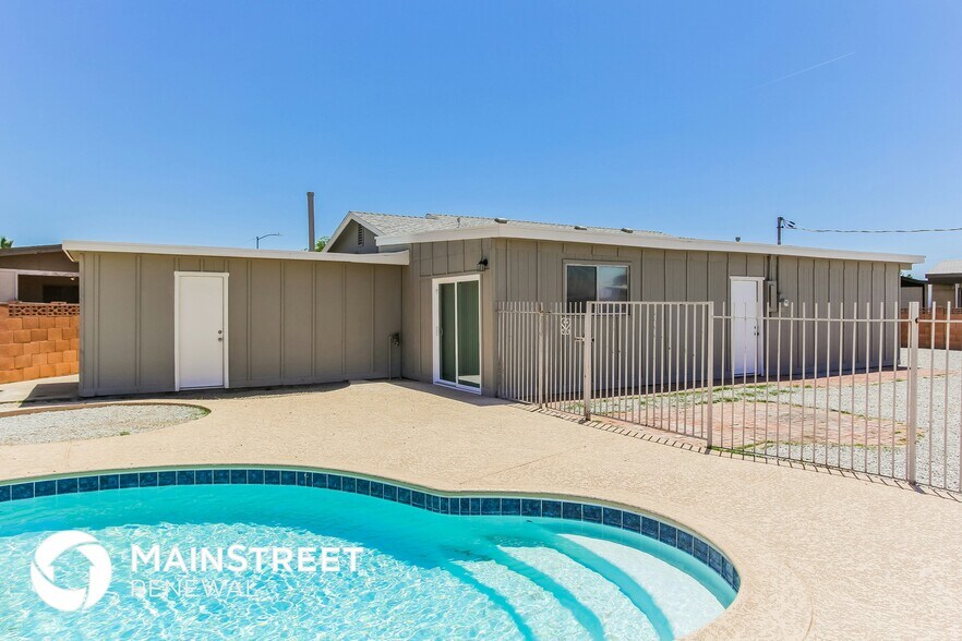 Building Photo - 3414 W Cholla St
