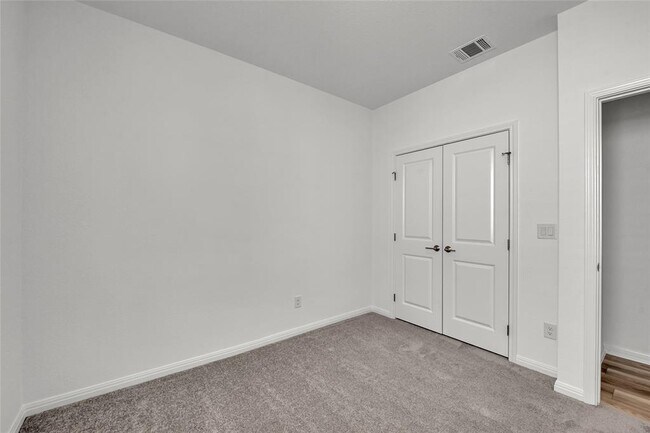 Building Photo - 737 Drystone Trail