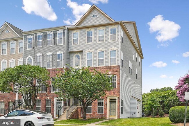 Building Photo - 15503 John Diskin Cir