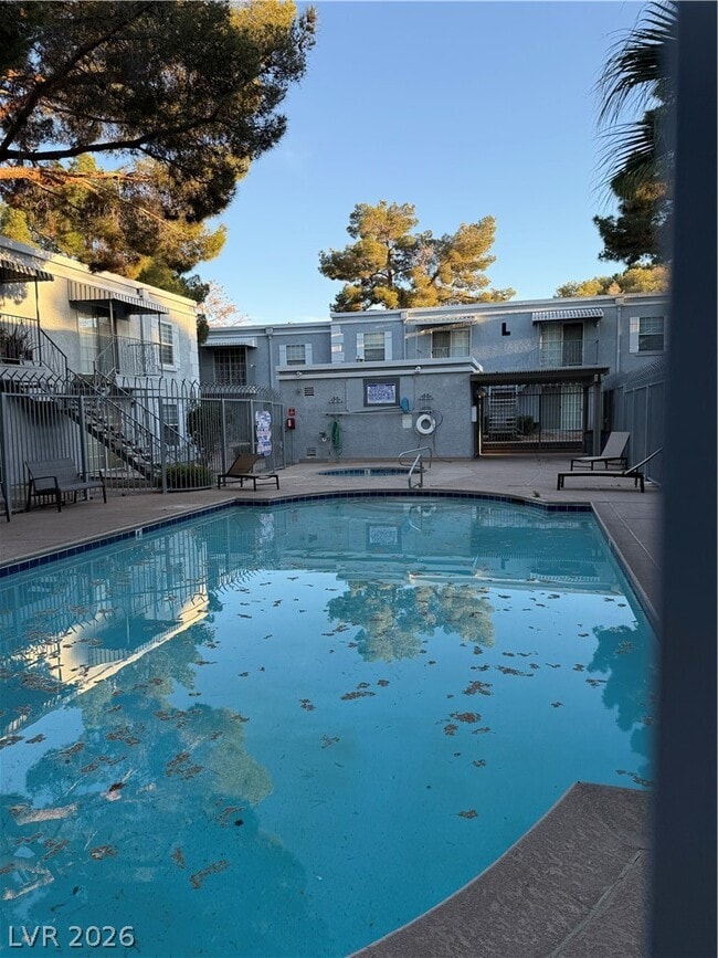 Building Photo - 3823 S Maryland Pkwy