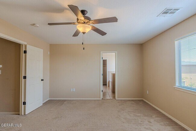 Building Photo - 4020 Hueco Land Ln