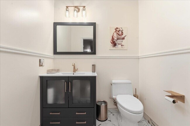 Building Photo - 285 Terrace Ave