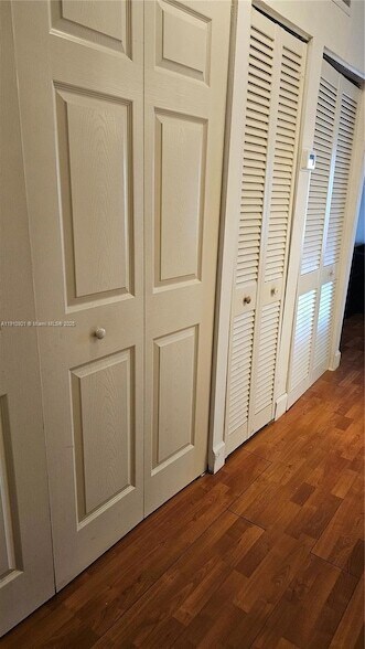 Building Photo - 2200 E Hallandale Beach Blvd