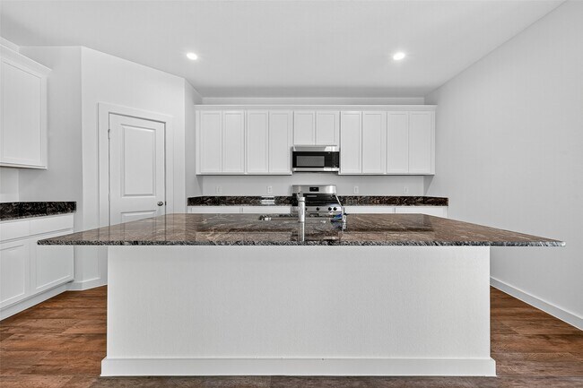 Building Photo - 4215 Russet Elm Ln
