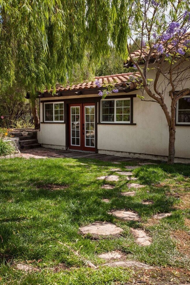 Building Photo - Move In Special, $200 off first months rent for a move in date of June 15th, 2026