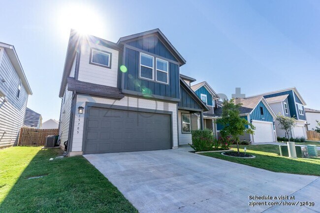 Building Photo - 15705 Singh Dr