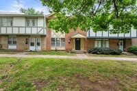 Building Photo - 376 Westview Terrace