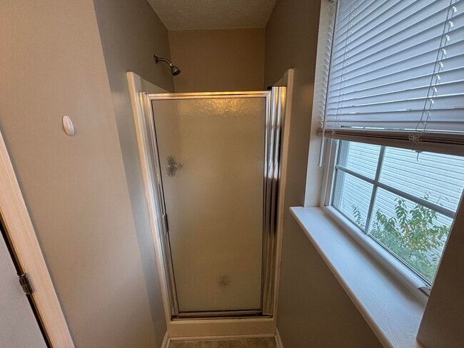 Building Photo - 2716 Hayden Park Ln