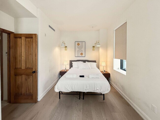 Building Photo - 309-11 South St