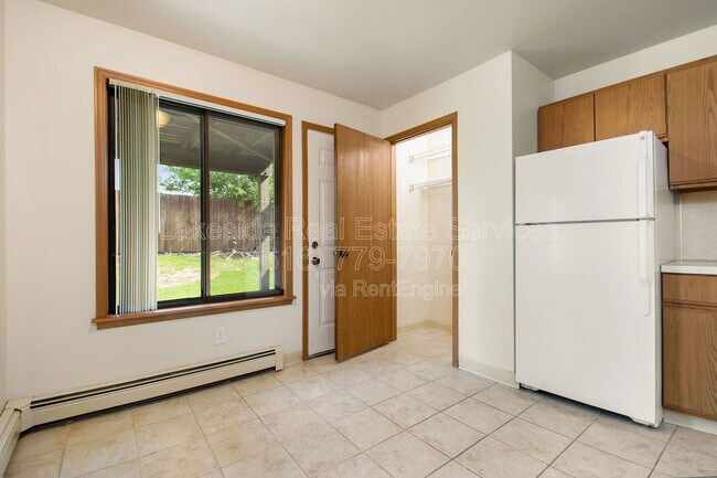 Building Photo - 2908 Earle Ave SW