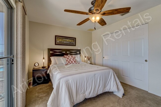 Building Photo - 2450 Angler Dr