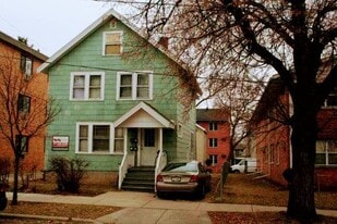 Building Photo - 517 W Doty St