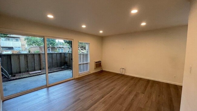 Building Photo - 1919 Ygnacio Valley Rd