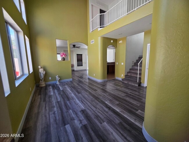 Building Photo - 10617 W Coronado Rd