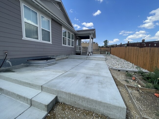 Building Photo - 4420 S Perth Ct