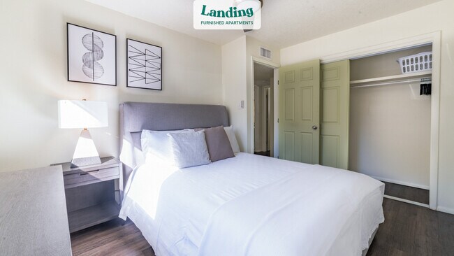 Building Photo - 4805 Marquette Ave. NE