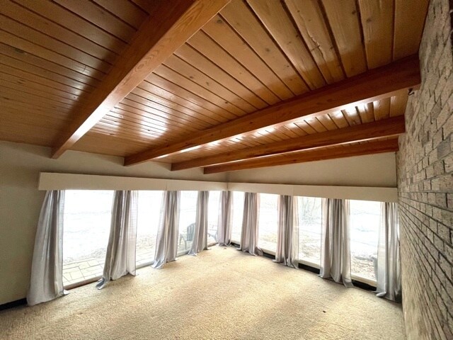 Living Room - 1220 Fostoria Ave