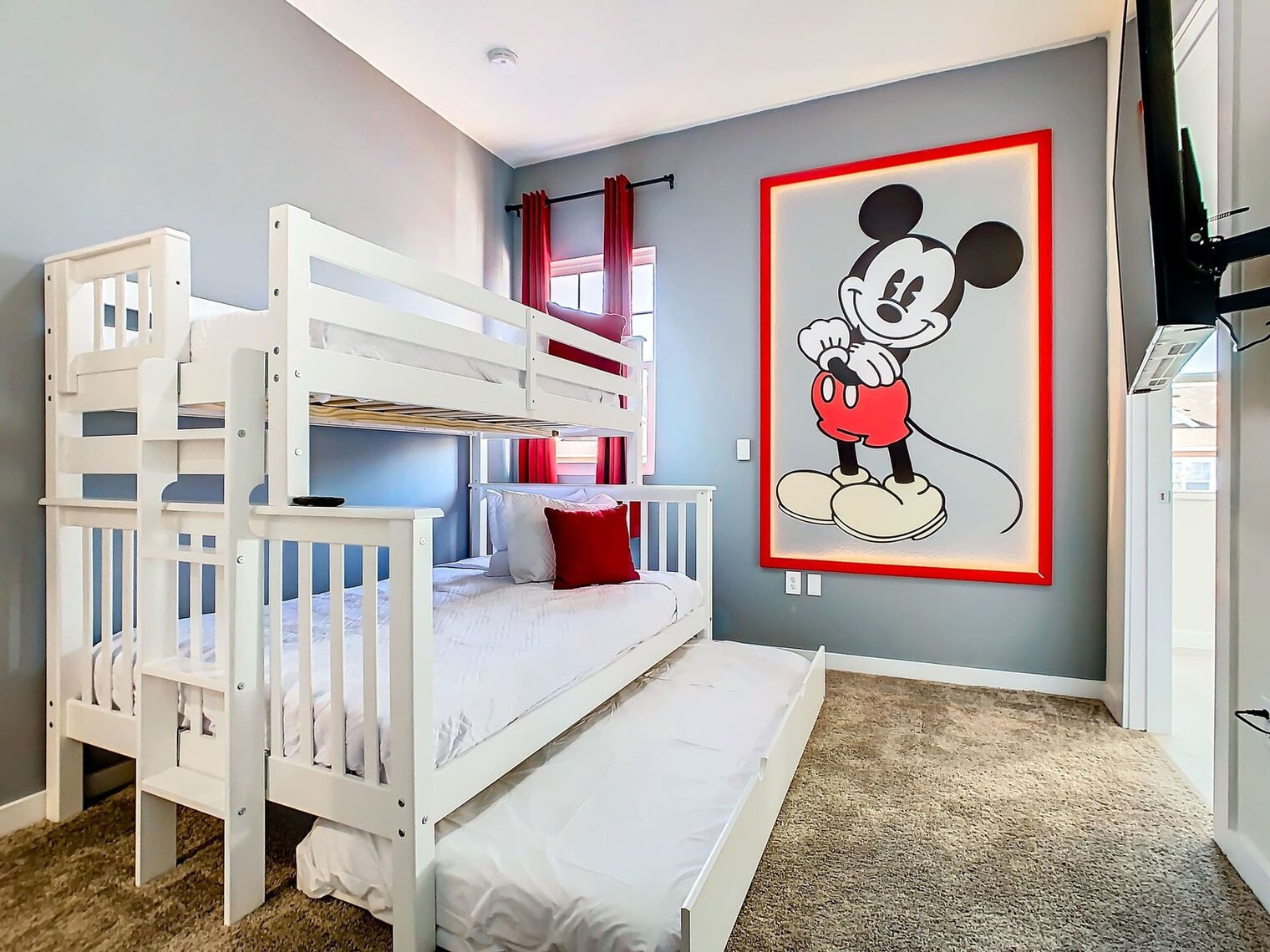 Building Photo - 7516 Sunflower Dr