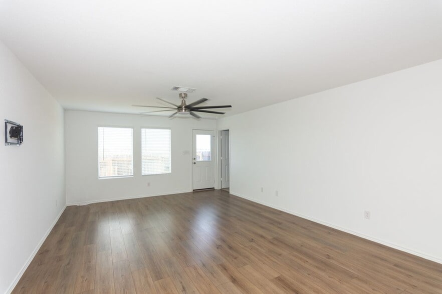 Building Photo - 544 Rancho Del Cielo Lp