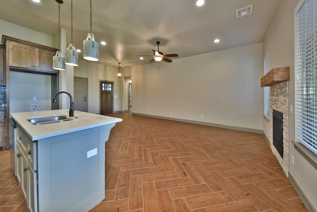 Building Photo - Home in Deer Creek Schools + 4 Bedrooms + 3 car Garage + The Grove Addition