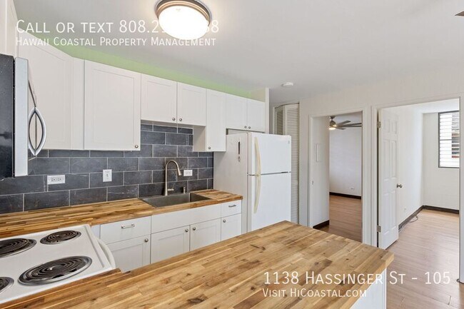 Building Photo - 1138 Hassinger St