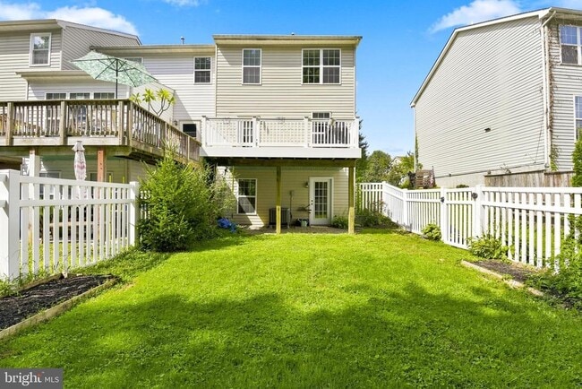 Building Photo - 2169 Sewanee Dr
