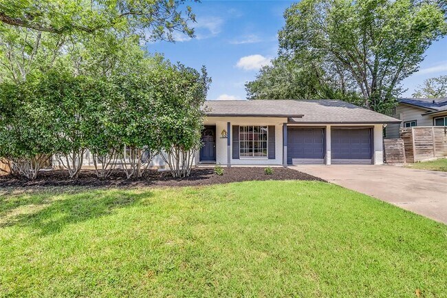 Primary Photo - 5300 Basswood Ln
