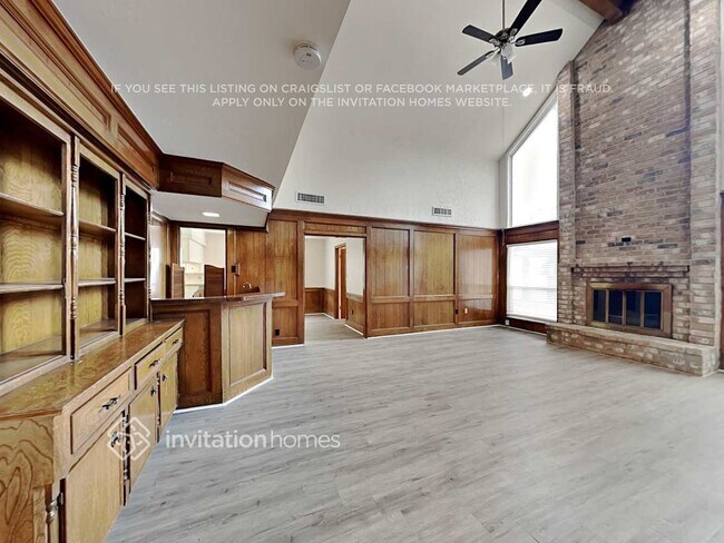 Building Photo - 3410 Hideaway Ln