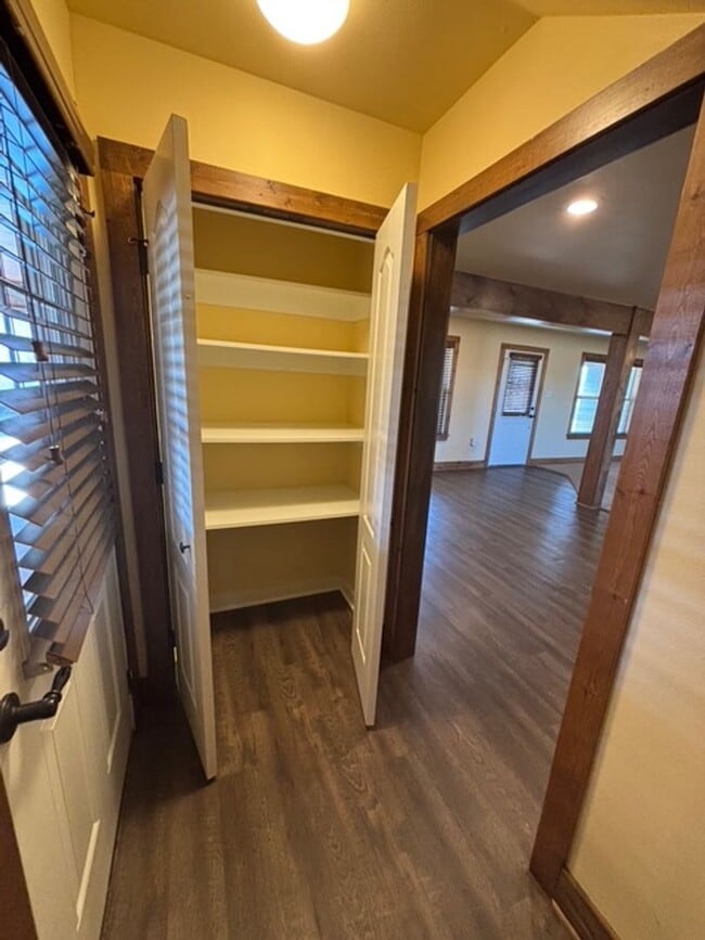 Building Photo - 6881 FM 1387