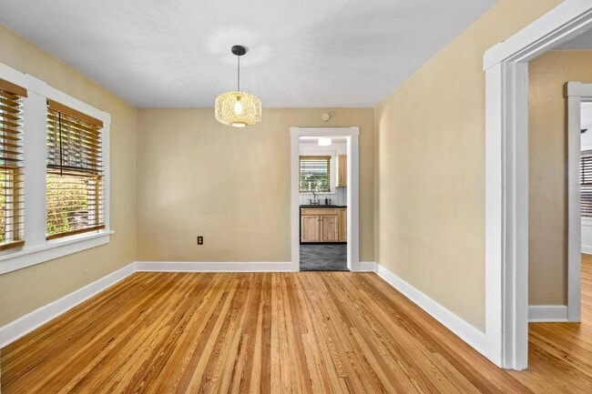 Building Photo - Charming 2-Bed With Backyard Oasis In West Palm Beach!