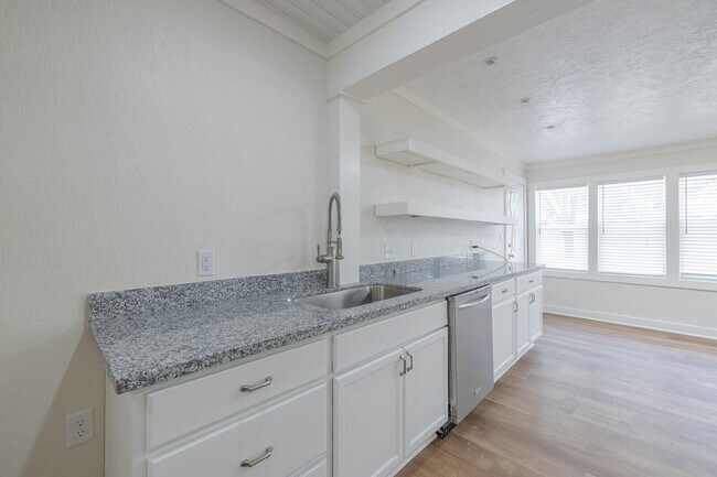 Building Photo - 2721 29th St