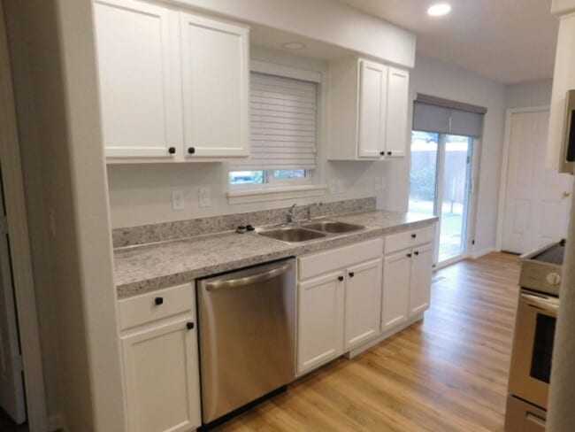 Building Photo - 5351 Landon St SE