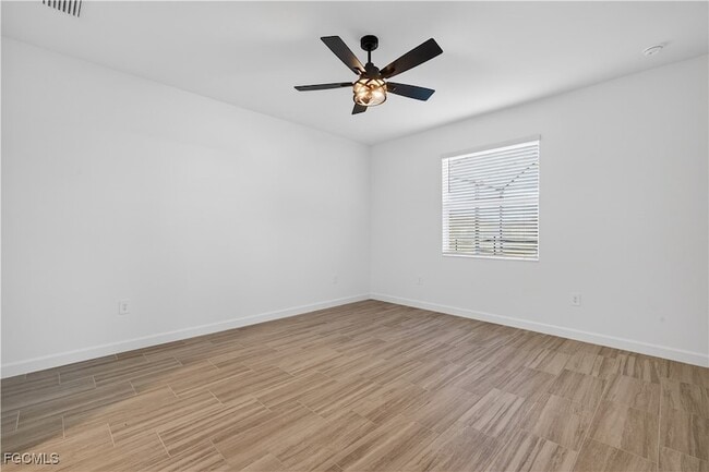 Building Photo - 15015 Bluewater Rd