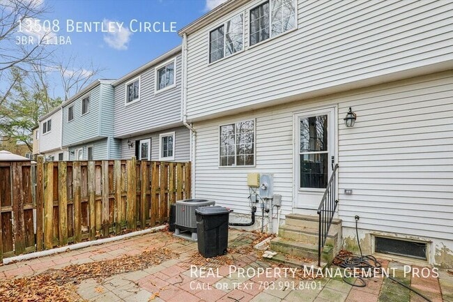 Building Photo - 13508 Bentley Cir