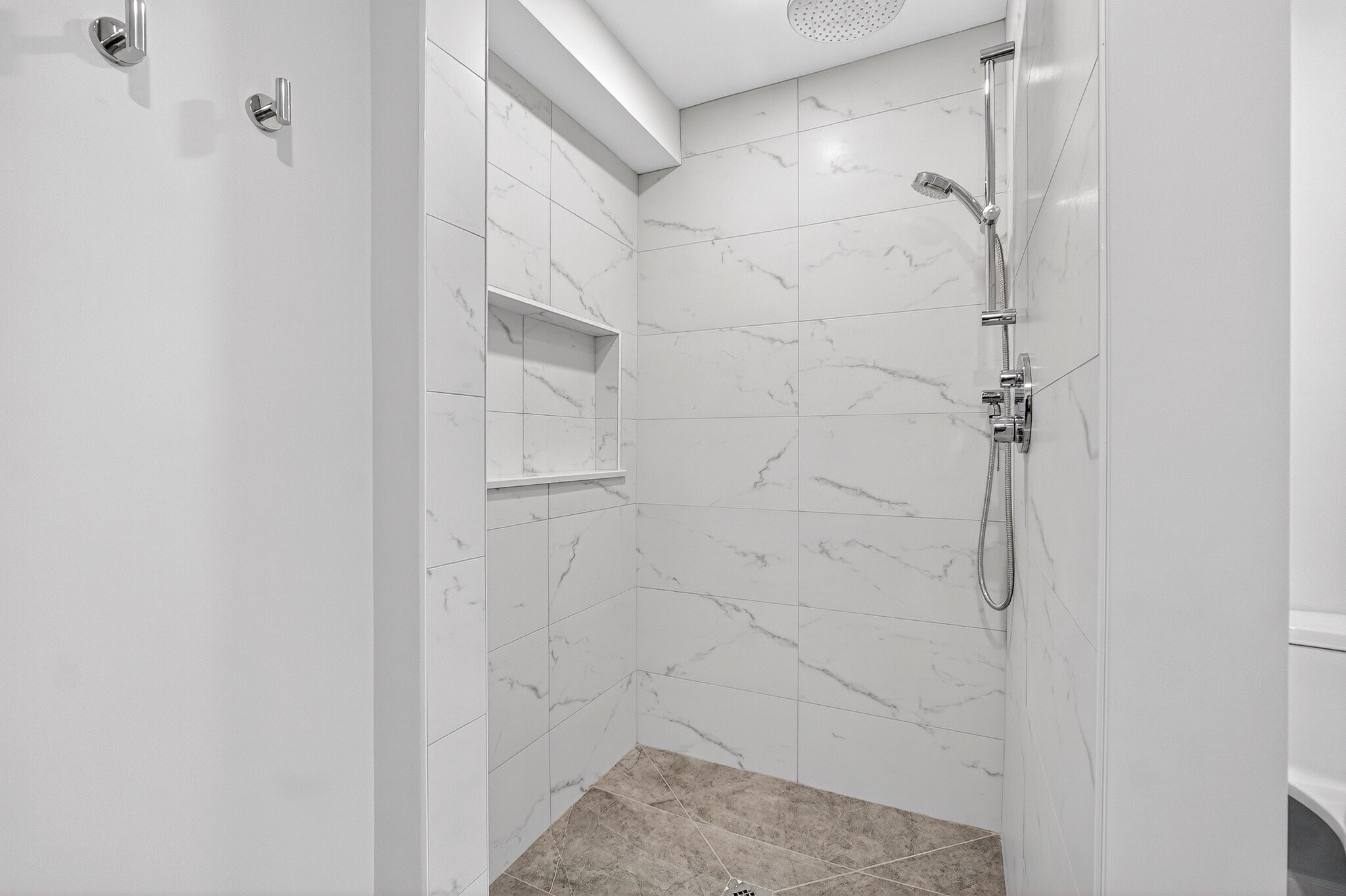 Building Photo - 151 Belmont St