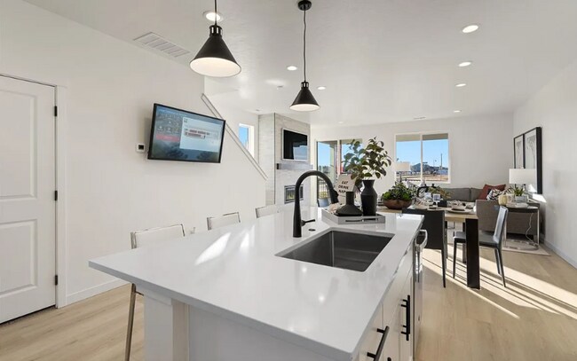 Building Photo - BRAND NEW Spacious 3 Bed 2.5 Bath + Office Townhouse