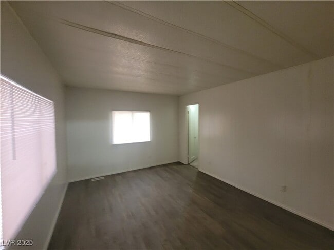 Building Photo - 367 MacFarland Ave