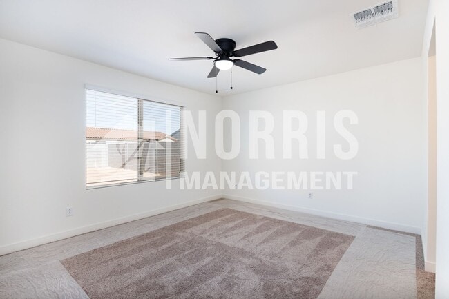 Building Photo - Brand New Beautiful Home