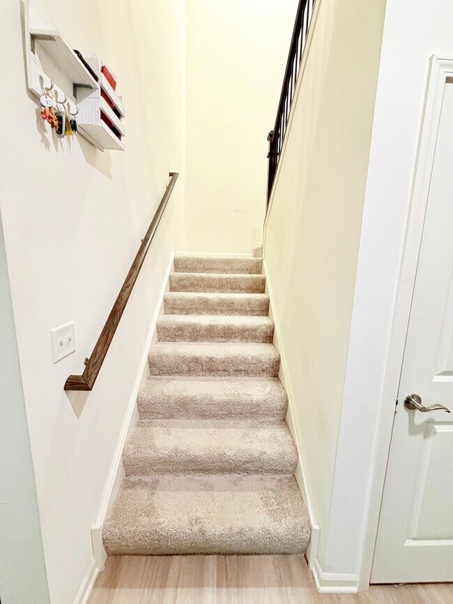 Building Photo - 2826 Kessler Dr