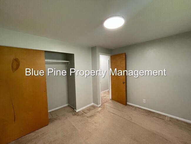 Building Photo - 505 Sykes Dr