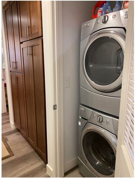 Building Photo - 21301 Erwin St