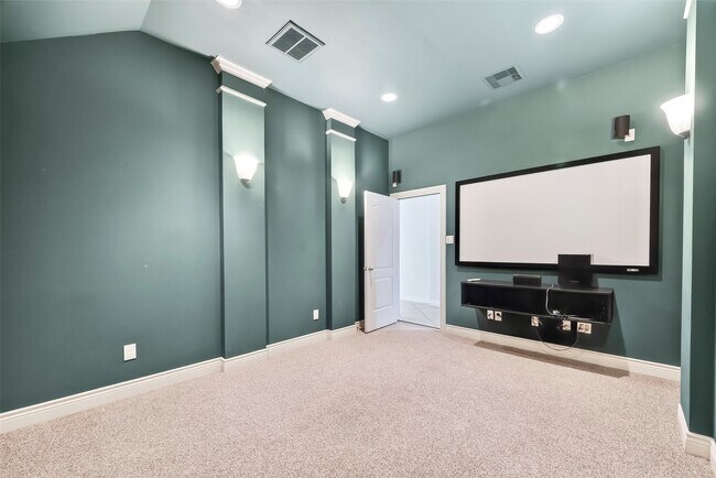 Building Photo - 13603 Summer Cloud Ln