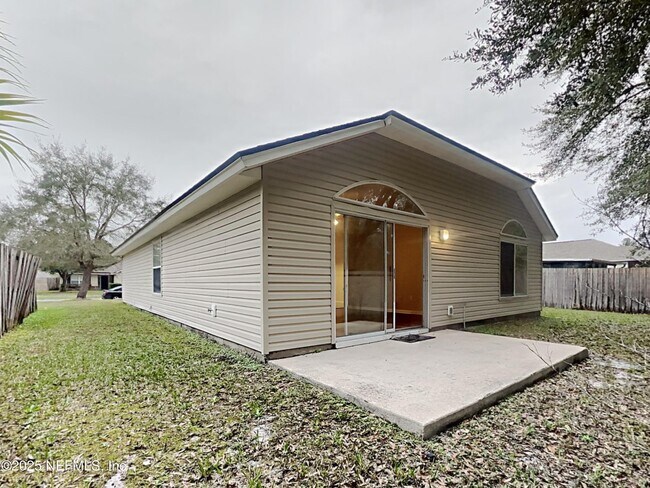 Building Photo - 6075 Scenic Meadow Ln