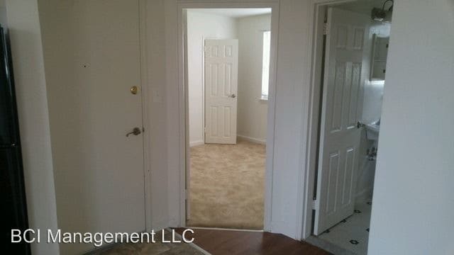 Building Photo - 2125 Cameron Dr