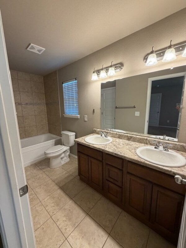 Building Photo - 1142 S Gentle Valley Dr