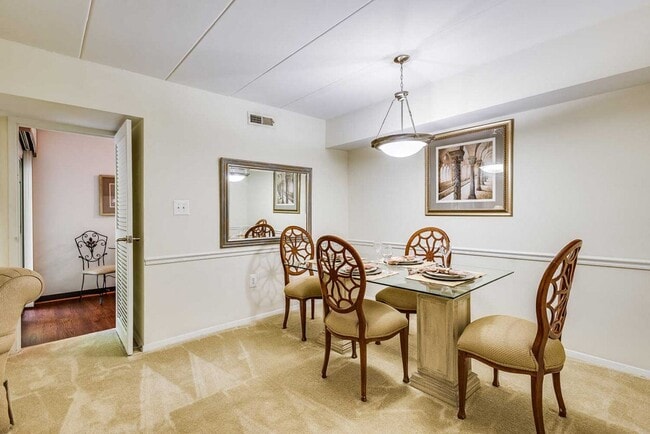 Building Photo - The Springs At Reston