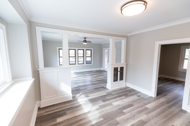 Building Photo - 1056 Watson St SW