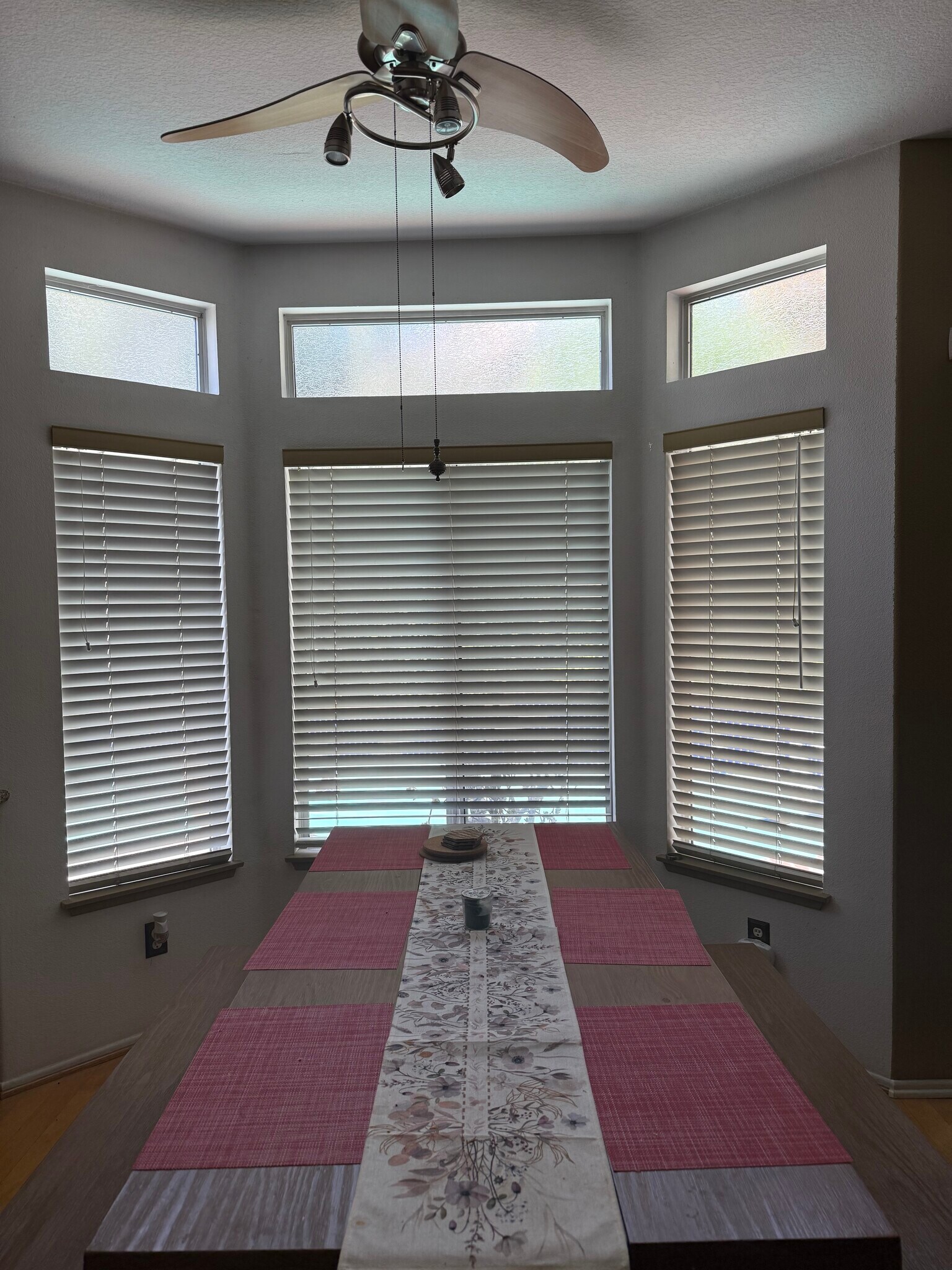 Building Photo - 13776 Monteverde Dr