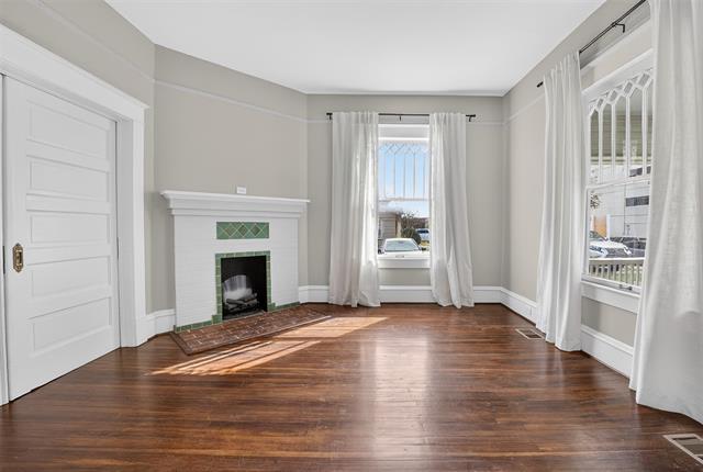 Building Photo - 1630 Mistletoe Blvd