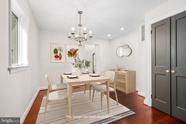 Building Photo - 2238 Meridian St